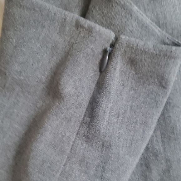 Venus Gray Pencil Midi Skirt With Front Leg Slit Size 6 Medium - Picture 2 of 6
